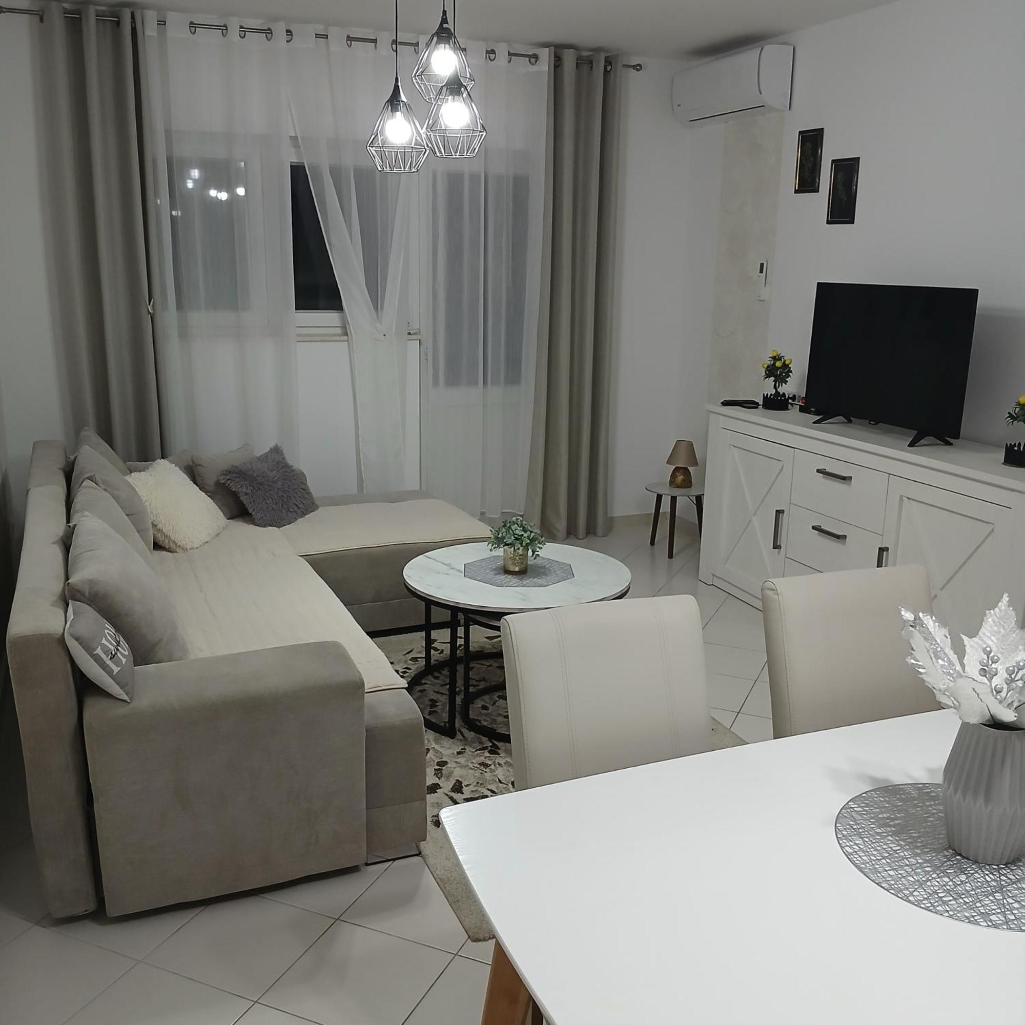 Apartman Pontis Okrug Gornji Трогир Екстериор снимка